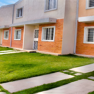 Tierranueva Townhouses Condominios C,D y E